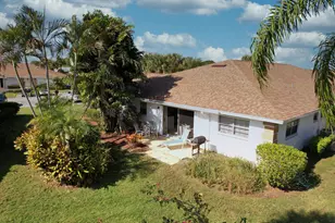 946 Savannas Point Dr, Fort Pierce, FL 34982 - Photo 21