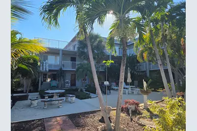 201 S Lakeside Drive, Unit #8, Lake Worth Beach, FL 33460 - Photo 3