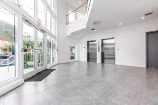 39 NW 7th Ave, Miami, FL 33128 - Photo 11