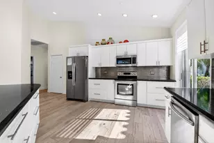 11921 Fountainside Cir, Boynton Beach, FL 33437 - Photo 13