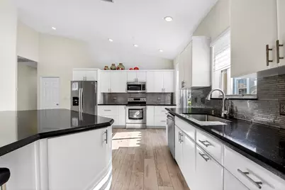 11921 Fountainside Circle, Boynton Beach, FL 33437 - Photo 15