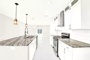 5901 White Cypress Dr, Lake Worth, FL 33467 - Photo 9