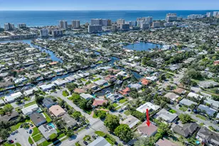 2560 NE 11th St, Pompano Beach, FL 33062 - Photo 15