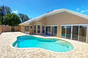 502 Cross Creek Cir, Sebastian, FL 32958 - Photo 3
