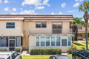 180 Saxony D, Delray Beach, FL 33446 - Photo 3