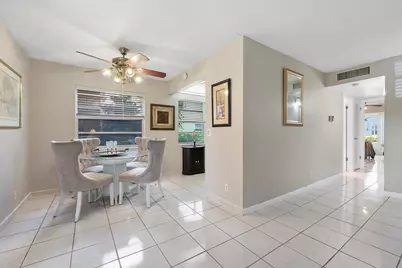 157 Flanders D, Delray Beach, FL 33484 - Photo 7