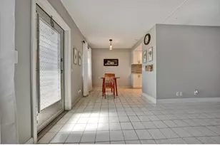 209 Northampton Unit, West Palm Beach, FL 33417 - Photo 5