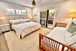 1042 Del Harbour Dr, Delray Beach, FL 33483 - Photo 9