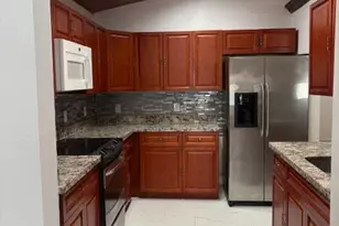 11617 NW 23rd Ct, Coral Springs, FL 33065 - Photo 3