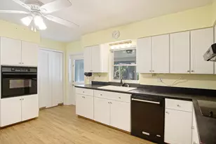 2717 Sunrise Blvd, Fort Pierce, FL 34982 - Photo 11