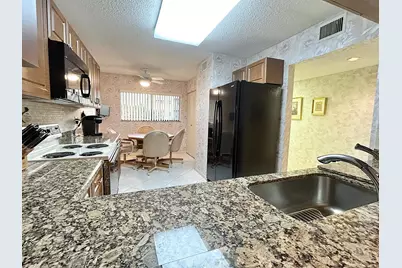 4725 Lucerne Lakes Boulevard E, Unit #314, Lake Worth, FL 33467 - Photo 5
