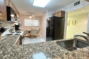 4725 Lucerne Lakes Blvd E, Lake Worth, FL 33467 - Photo 5