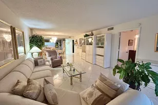 4725 Lucerne Lakes Blvd E, Lake Worth, FL 33467 - Photo 13