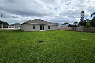 1346 SE Floresta Dr, Port Saint Lucie, FL 34983 - Photo 21