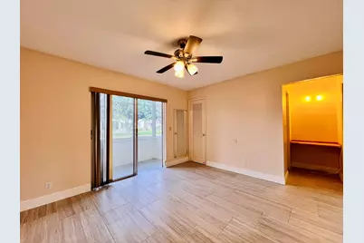 50 Coventry C, West Palm Beach, FL 33417 - Photo 5