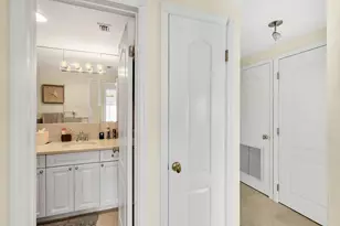 250 N Bradley Pl, Palm Beach, FL 33480 - Photo 31