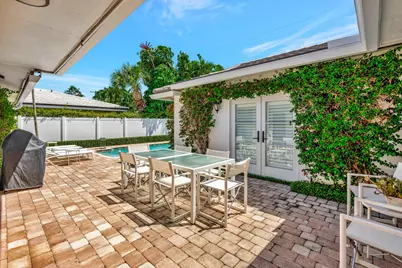 136 Worth Court S, West Palm Beach, FL 33405 - Photo 27