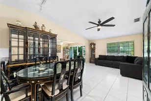 15979 Forsythia Cir, Delray Beach, FL 33484 - Photo 3