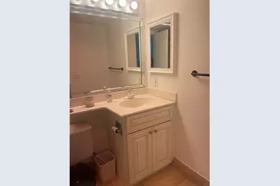 90 Mansfield C, Boca Raton, FL 33434 - Photo 11
