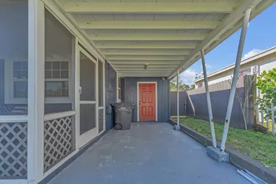 818 Kaye Street, West Palm Beach, FL 33405 - Photo 9