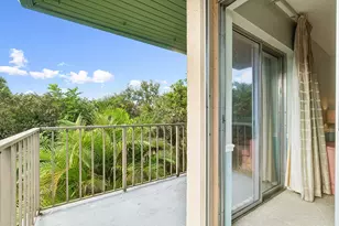 1805 Fairview Villas Dr, Palm Springs, FL 33406 - Photo 25