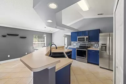 314 SW De Gouvea Ter Terrace, Port Saint Lucie, FL 34984 - Photo 9