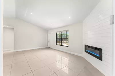 18055 W Sycamore Drive, The Acreage, FL 33470 - Photo 7