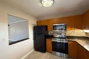 9273 SW 8th St, Boca Raton, FL 33428 - Photo 3