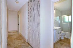 401 SE Tranquilla Ave, Port Saint Lucie, FL 34983 - Photo 31