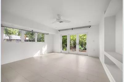 2648 NE 26 Place, Fort Lauderdale, FL 33306 - Photo 9