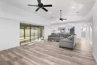 362 SE Crosspoint Drive, Port Saint Lucie, FL 34983 - Photo 11