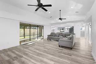 362 SE Crosspoint Dr, Port Saint Lucie, FL 34983 - Photo 11