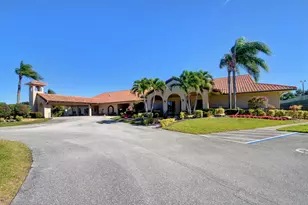 5710 Parkwalk Cir E, Boynton Beach, FL 33472 - Photo 33