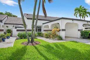 5710 Parkwalk Cir E, Boynton Beach, FL 33472 - Photo 3