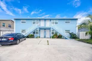 1618 W 26th Ct, Riviera Beach, FL 33404 - Photo 1