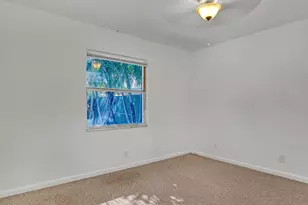 10404 Carmen Ln, Royal Palm Beach, FL 33411 - Photo 27