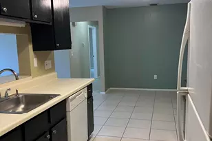 3904 NW Cinnamon Tree Cir, Jensen Beach, FL 34957 - Photo 9