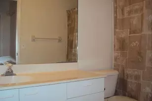 191 NW 152nd Ln, Pembroke Pines, FL 33028 - Photo 9