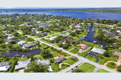 1580 NW Lakeside Trail, Stuart, FL 34994 - Photo 7