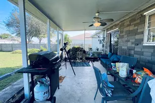 2013 SW Burman Ln, Port Saint Lucie, FL 34984 - Photo 7