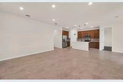 680 SE Villandry Way, Port Saint Lucie, FL 34984 - Photo 7