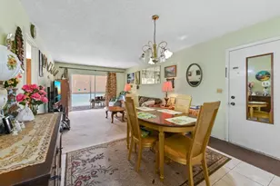 368 Lake Frances Dr, West Palm Beach, FL 33411 - Photo 5