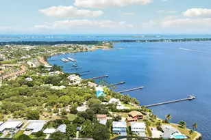 1023 NE Orange Ave, Jensen Beach, FL 34957 - Photo 5