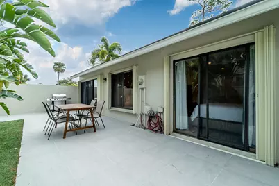 12807 Spinnaker Lane, Wellington, FL 33414 - Photo 23