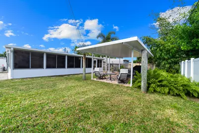 9356 Bloomfield Drive, Palm Beach Gardens, FL 33410 - Photo 21