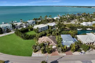 125 13th St, Key Colony Beach, FL 33051 - Photo 49