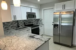 1092 Florence Rd, Lantana, FL 33462 - Photo 5