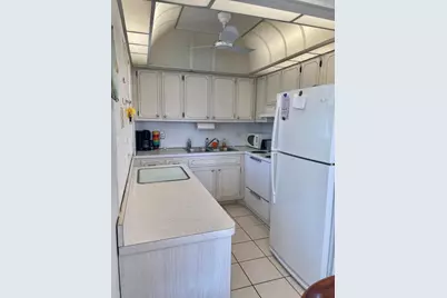 2840 Lake Osborne Drive, Unit #205, Lake Worth, FL 33461 - Photo 9