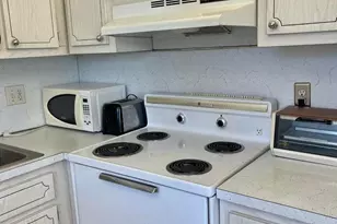 2840 Lake Osborne Dr, Lake Worth, FL 33461 - Photo 7