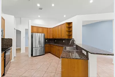 18921 SW 15th Street, Pembroke Pines, FL 33029 - Photo 21